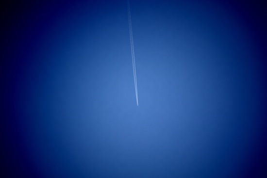 飛行機雲：トイカメラ使用